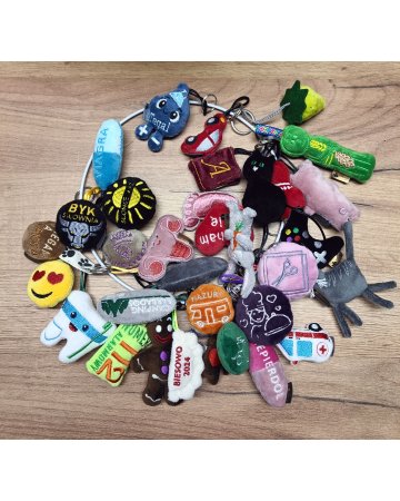 breloczki, różne wzory i kolory