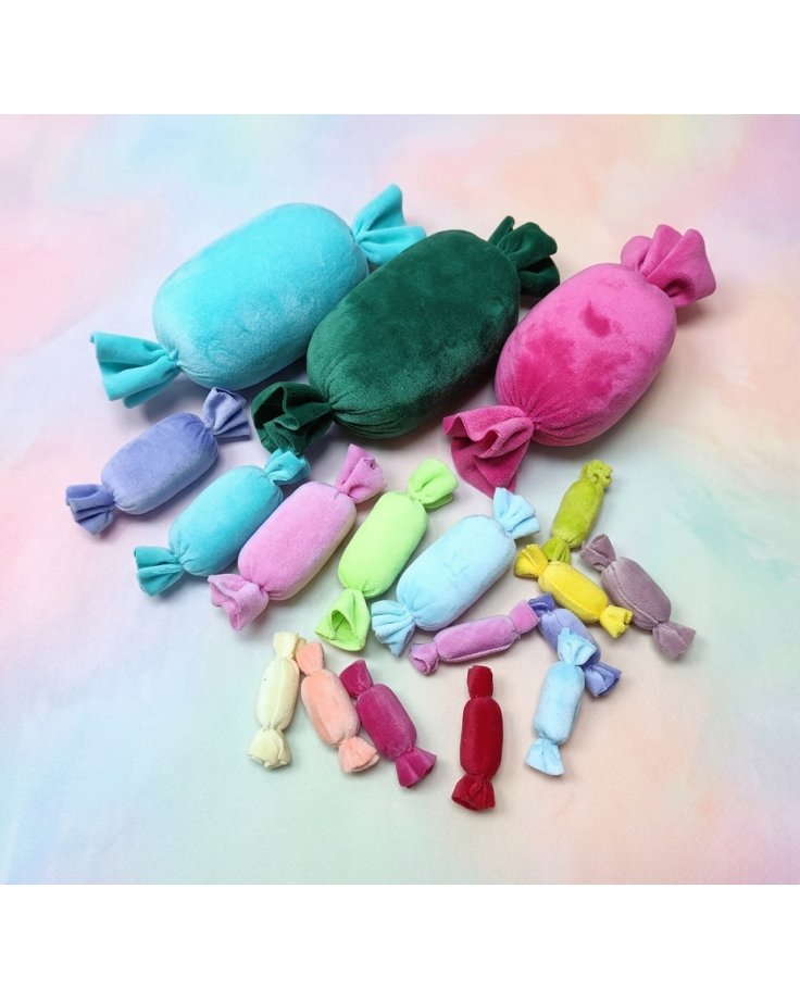 Atrapa cukierków. pluszowe, miękkie kolorowe, różne rozmiary