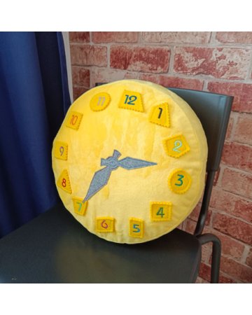 Pluszowy zegar z cyframi i wskazówkami na rzepy, do nauki