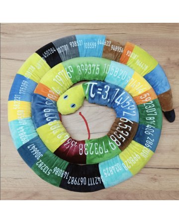 Wąż z haftem Liczba π z dokładnością do 225 miejsc po przecinku